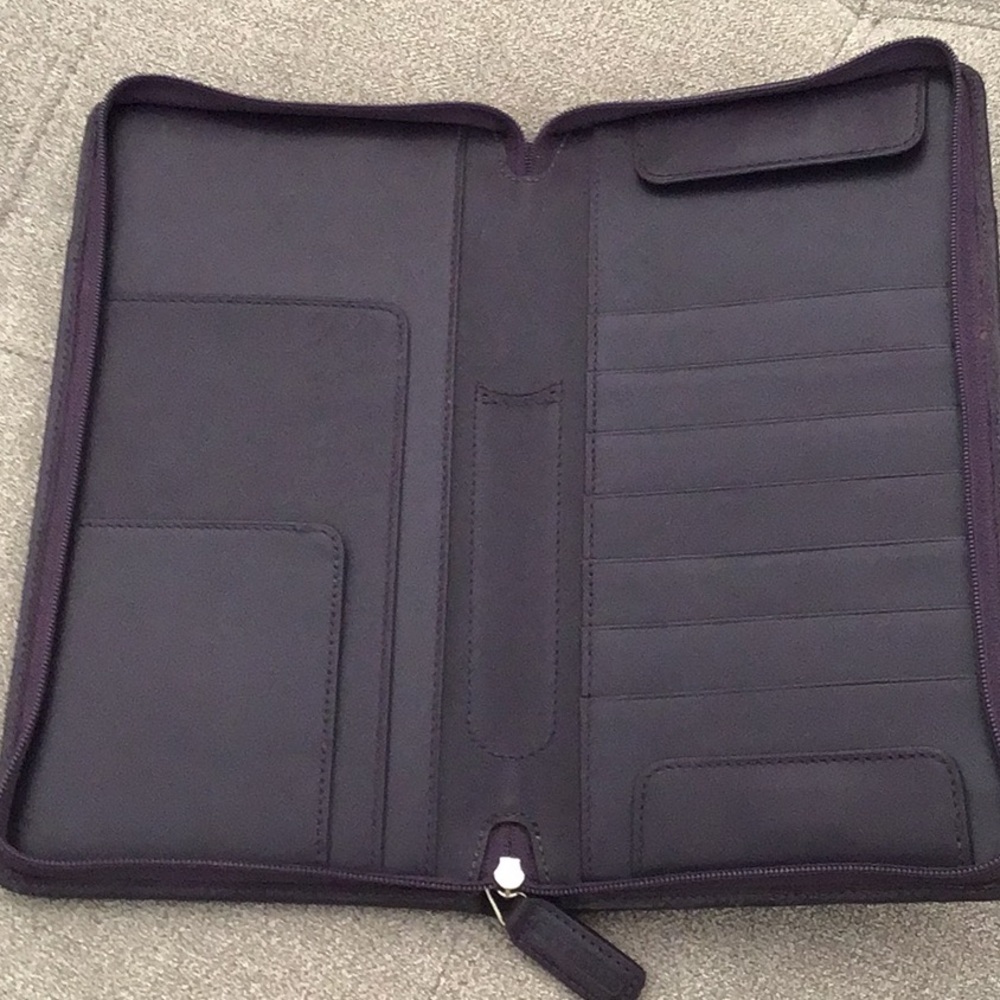 Levenger Leather Travel Wallet